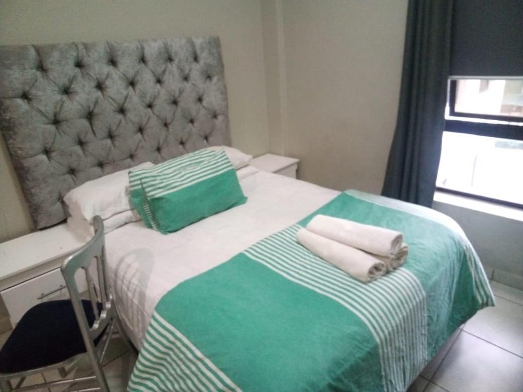 La One Rosebank * Johannesburg